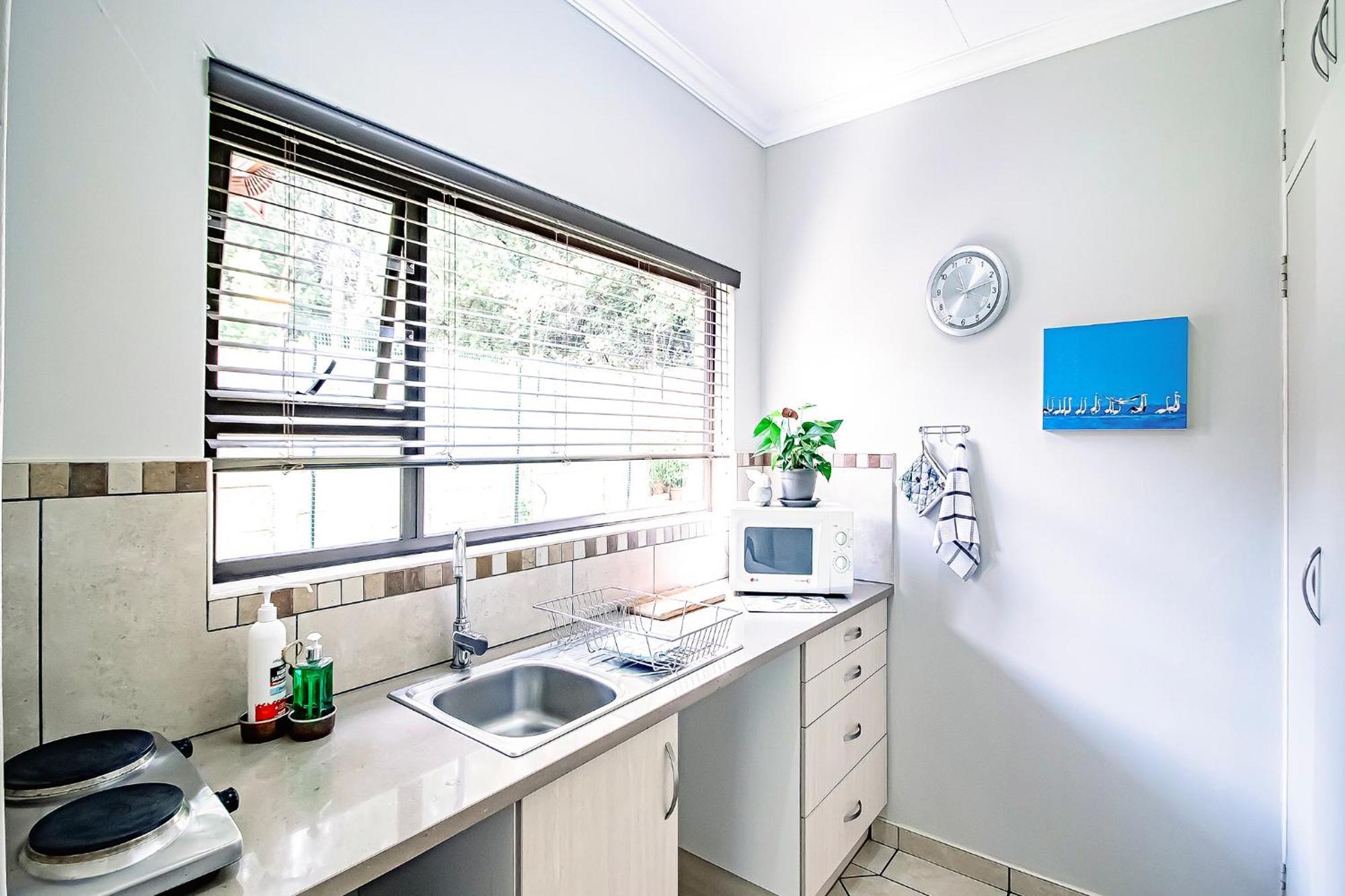 Leozet Self Catering Apartment بريتوريا المظهر الخارجي الصورة
